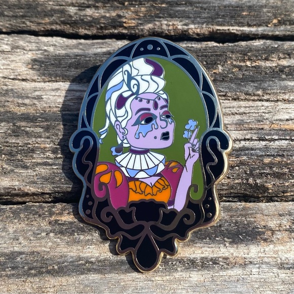 🌙 Gothic Ladies of Crescent Manor Marigold Ghost Halloween Enamel Pin - Picture 3 of 5